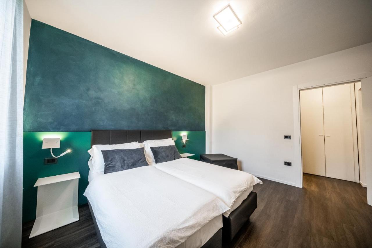 Appartamenti Vasco Renna Surf Center Torbole Sul Garda Extérieur photo